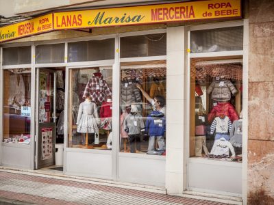 Mercería y ropa bebé Lanas Marisa